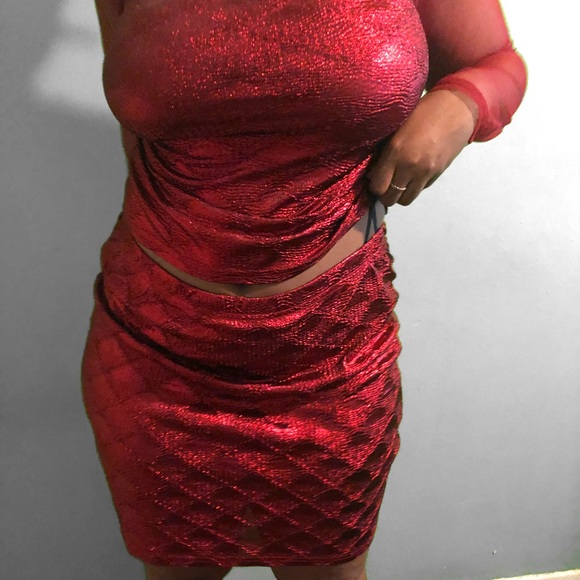 Red Long Sleeve Two Piece Set - Picture 7 of 8